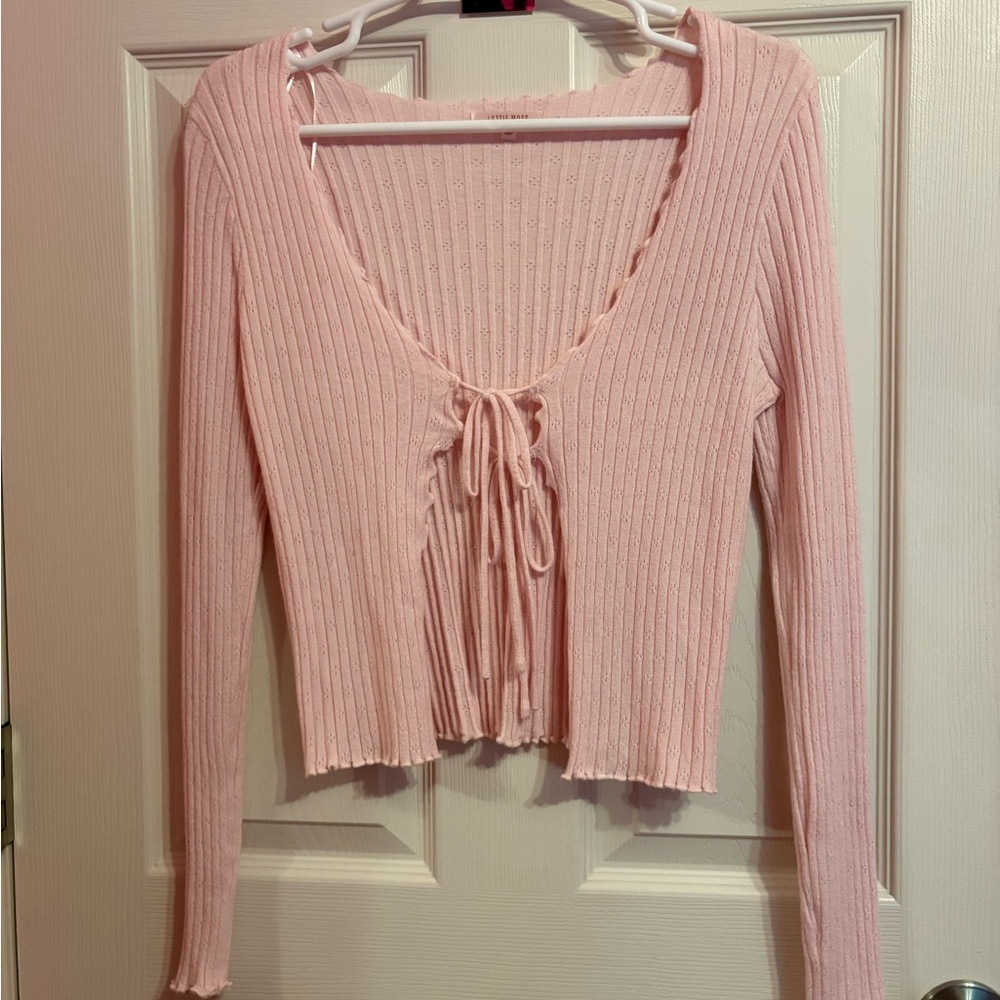 Elegant Pink Ribbed Knit Blouse with Tie-Front